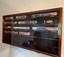 HO Scale Model Train Display Case Lockable Collection Shelf Cabinet Cherry Large