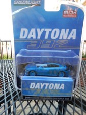 GREENLIGHT DODGE DAYTONA 392   CHASE PIECE 1.64 SCALE IN BLUE