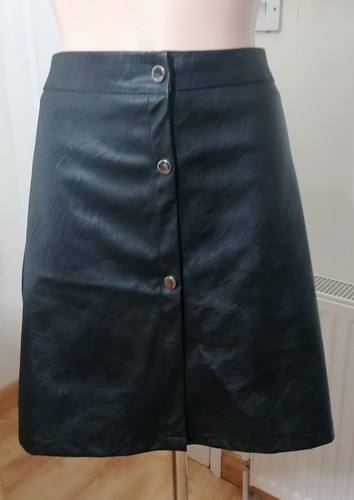 Boohoo Size 22 Black Faux Leather Skort