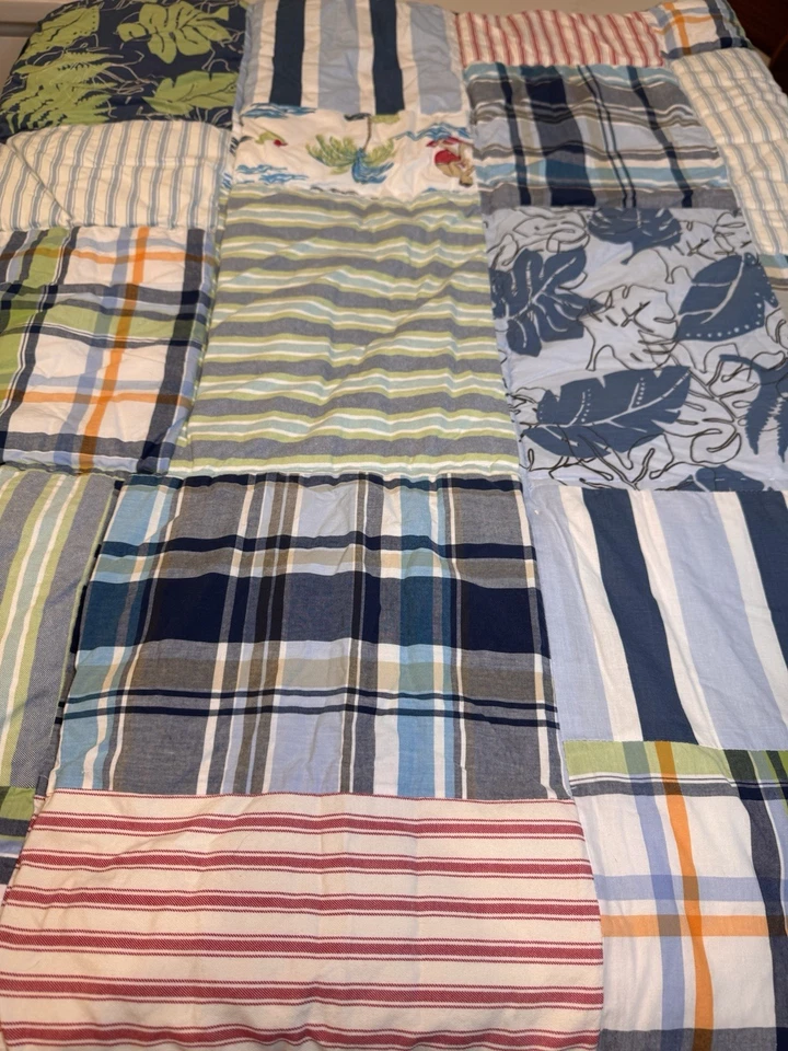 Edredón reversible Pottery Barn Kids Island Surfer a cuadros doble edredón retazos Foto 4 de 4