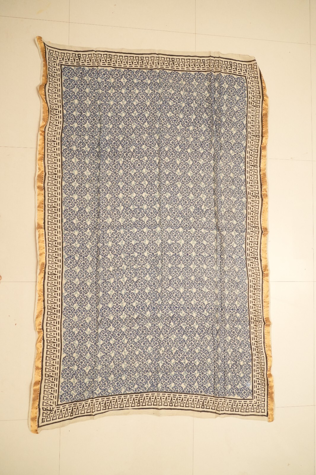 Picture 1 of 6