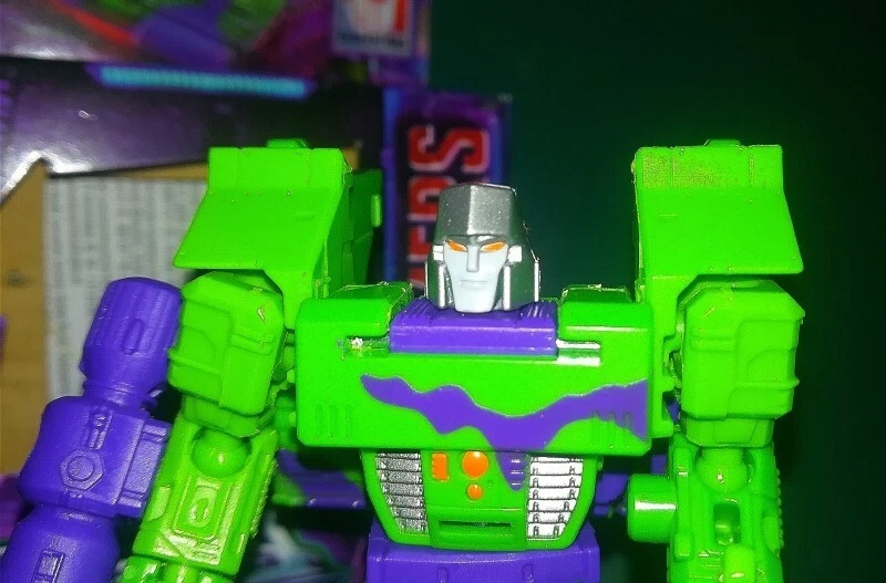 Transformers Legacy Megatron G2 Hasbro - Immagine 4 di 4