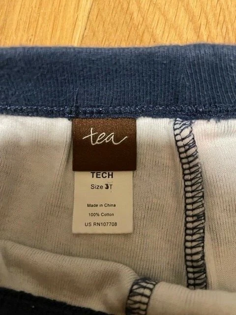 Girls Tea Collection Long Sleeve Pajama Set Pjs Size 3 3T EEUC - Imagem 4 de 4