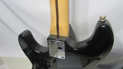 Fender Squier 20th Anniversay Stratocaster electric guitar 2002