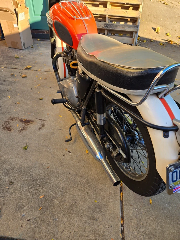 1966 Triumph Thunderbird  - Image 3 of 4