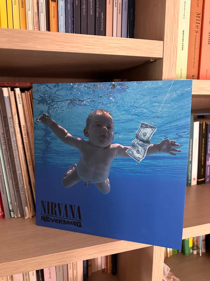 Nirvana Nevermind · Multilp, foto 1 di 5
