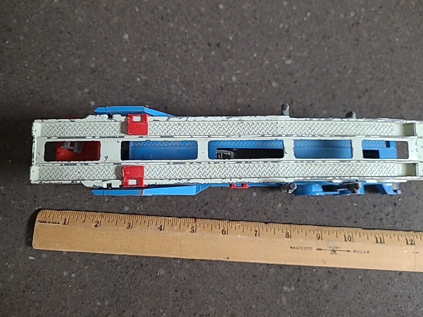Picture 5 of 19