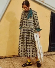 Toast Vale Print Circle Neck Crepe Dress Size 10- Generously cut