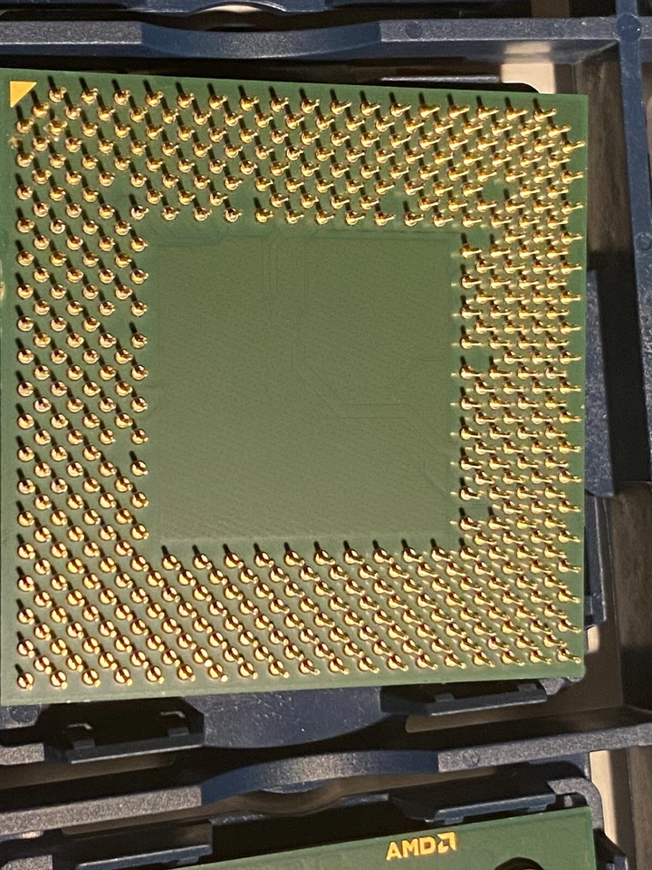 1x Vintage Socket 462 AMD Duron 1.8Ghz Applebees 453pin SocketA CPU DHD1800DLV1C - Image 2 of 3