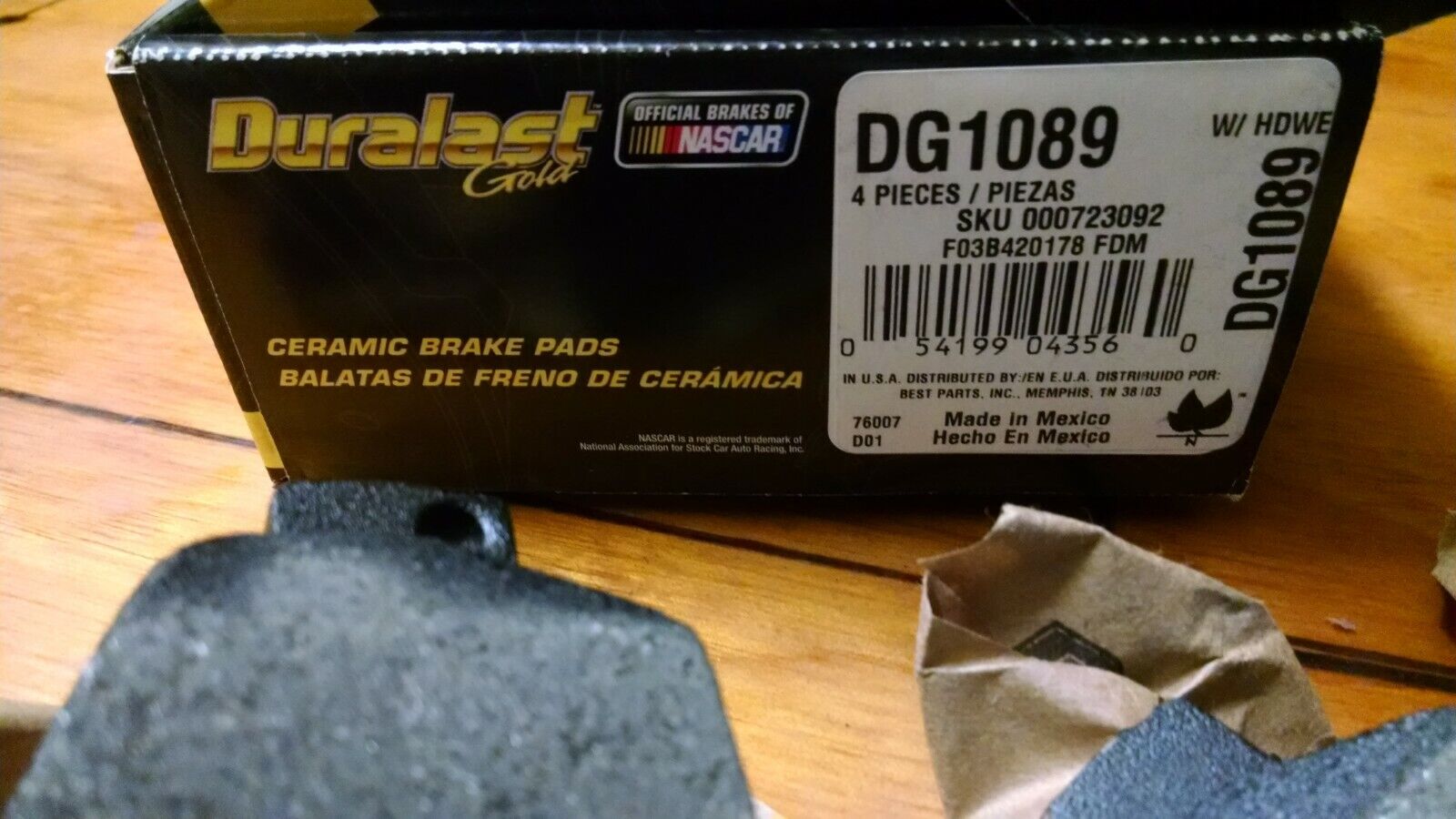 Half Price   Duralast 定番から日本未入荷 Gold Ceramic Brake Pads DG1089 BOX HONDA IN FRONT CRV 営業 NEW
