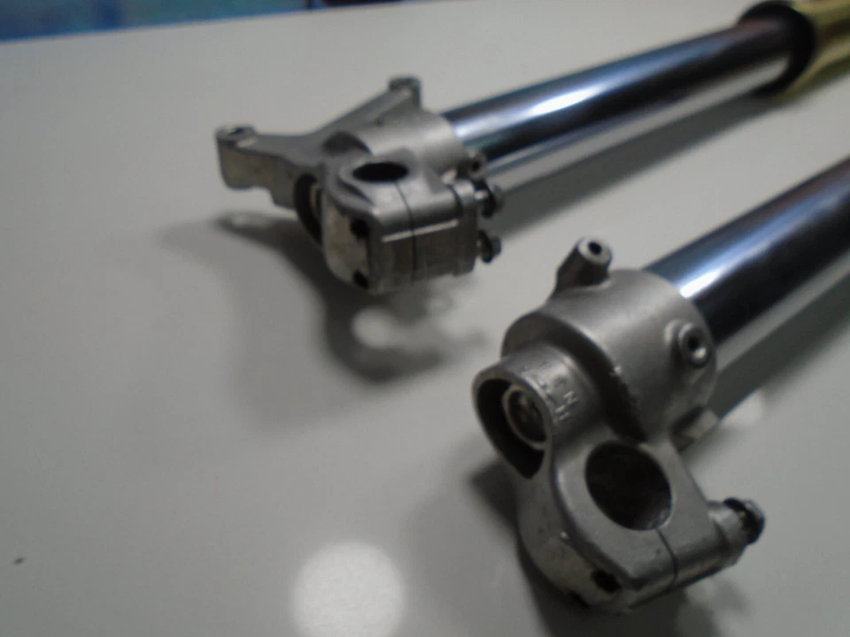 Kawasaki KX 250F 2007 horquilla delantera suspensión (E) 07 KX250F 07-08 Foto 3 de 4