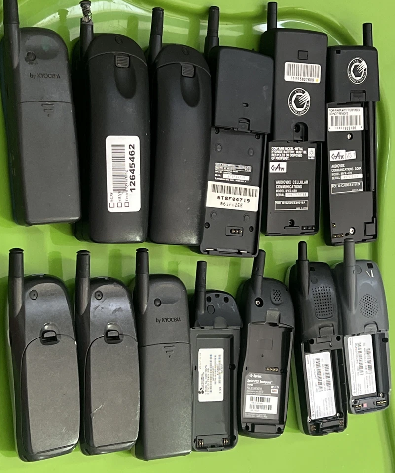 Lote de 11 teléfonos raros - Qualcomm, AUDIOVOX, Sanyo, Kyrocera, PrimeCo, Sprint, CDMA Foto 4 de 4