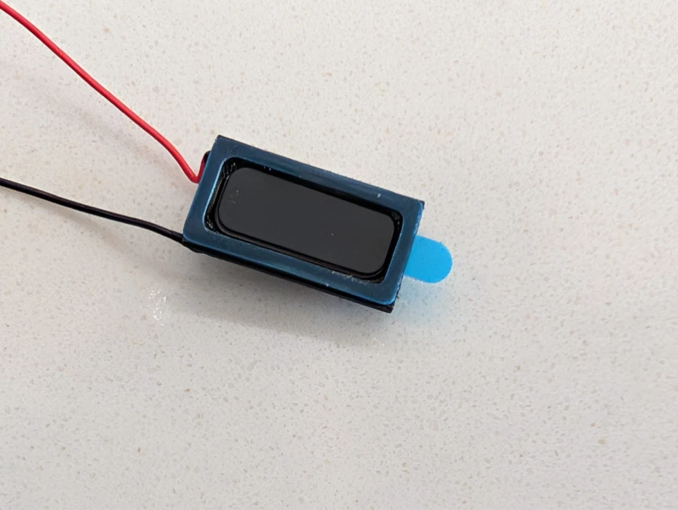 Altavoz Sugar Cube de 15x8 mm con deflectores de 4,3,2 y 1 mm para Digitrax y otros decodificadores Foto 2 de 3