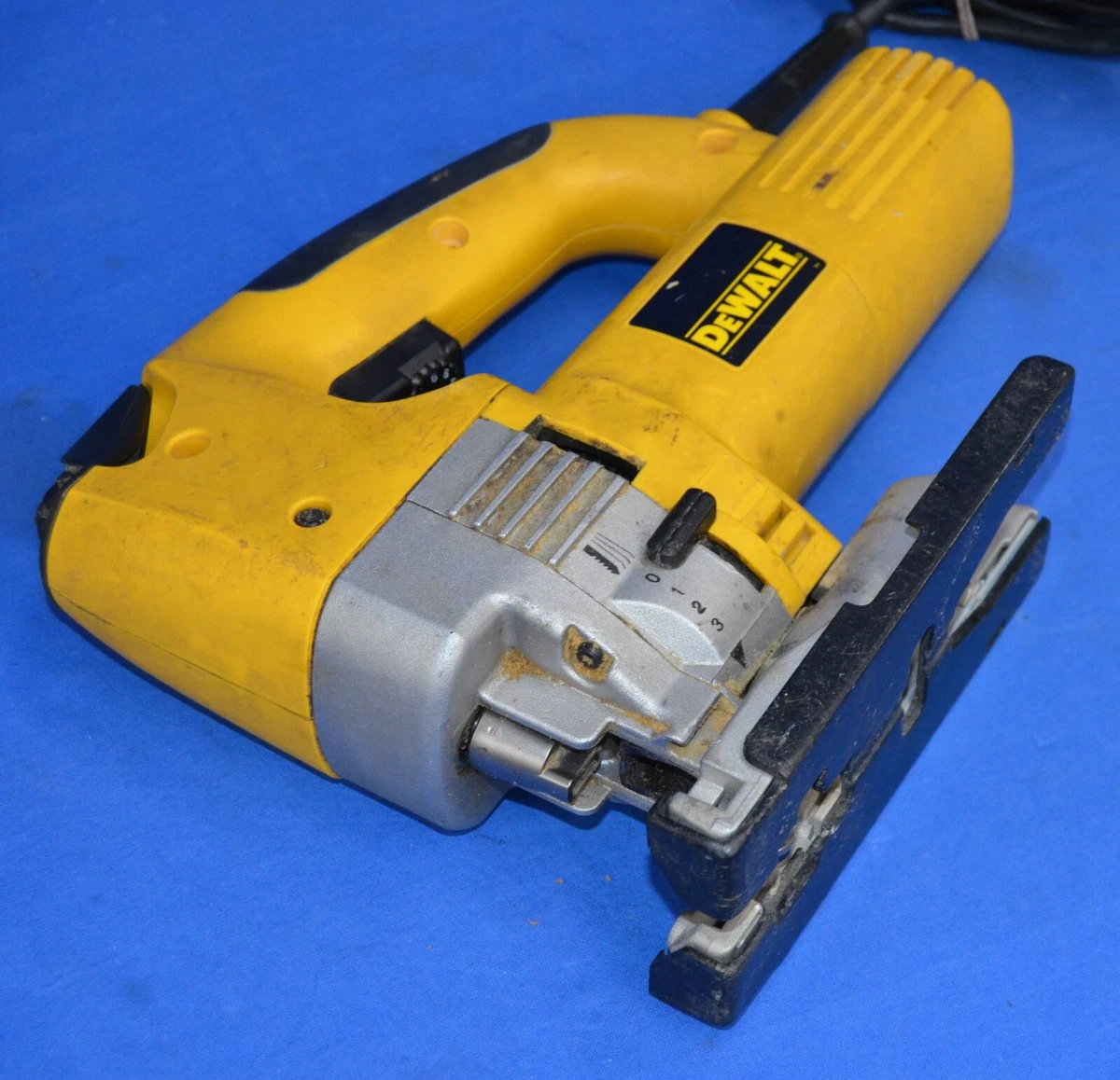 DeWalt DW321 120v Heavy Duty Corded Electric Orbital Jig Saw