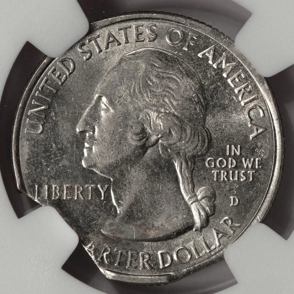 2017 D NGC AU58 Double Curved Clips Effigy Mounds Quarter Mint Error Super Rare - Image 2 of 4