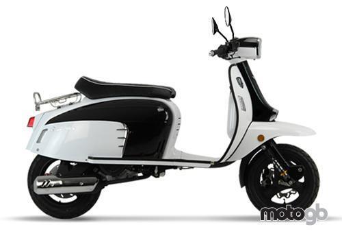ROYAL ALLOY GT 125cc A Modern Classic Retro Automatic Moped Scooter - Picture 2 of 19