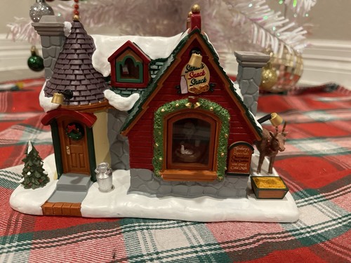 Lemax Santa’s Wonderland Village, Santas Snack Shack, #45271, Christmas Village - Picture 5 of 11