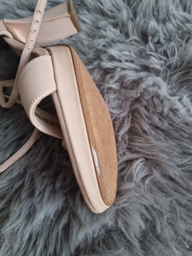 Clarks Blush Pink Leder Obermaterial Blockabsatz Sandalen Erwachsene Größe 8 - Bild 10 von 15