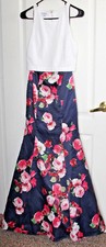  Xscape Floral Satin Mermaid 2 Pc Skirt & Bebe Top  Sz 0