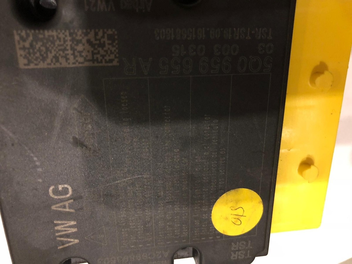 VOLKSWAGEN GOLF MK7 HATCHBACK 2015-2017 AIR BAG MODULE 5Q0959655AR 