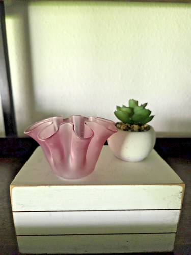 Vintage Cranberry Satin Glass Votive Holder Ruffled Rim 3.75" Fairy Lamp Insert - Picture 1 of 7
