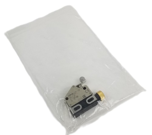 5 Omron D4E-2G20N Sealed Switch Snap Acting Lever 100mA SPDT 125Vac 30Vdc NEW - Picture 8 of 9