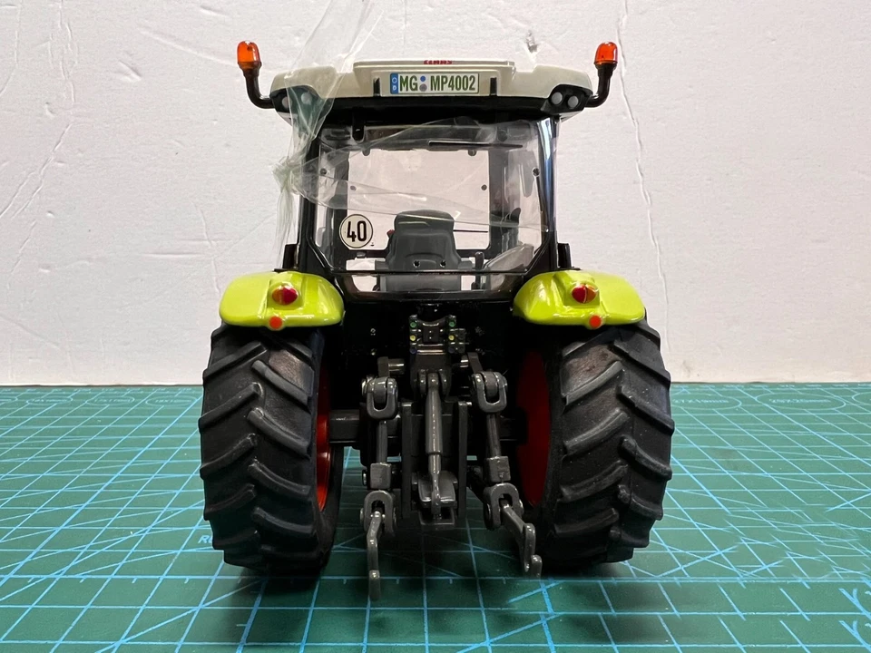 for USK for CLAAS for ATOS 340 Wheeled Tractor 1:32 Truck Pre-built Model - Image 3 of 4