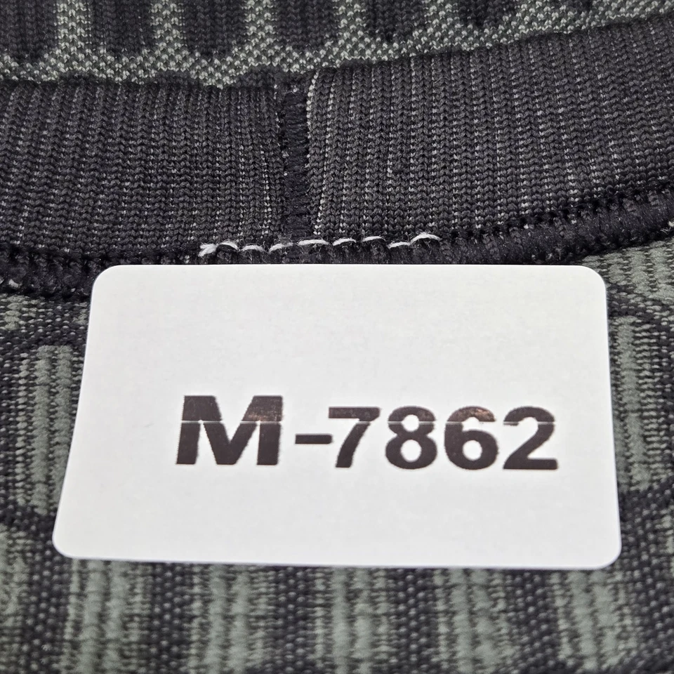 Camisa Lululemon Mujer 8 Negra Geométrica Todo Sobre Esa Base Agujero para Pulgar Foto 2 de 4