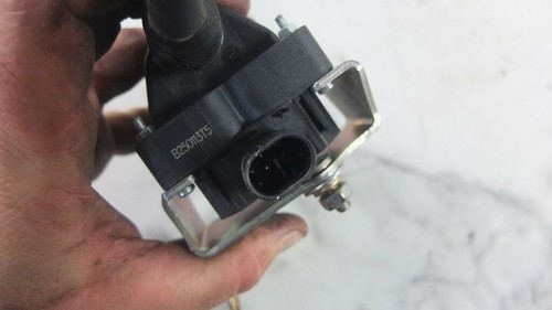 13 Vespa GTS300 GTS 300 ie SU Scooter Ignition Coil Spark Plug cap  - Picture 6 of 8