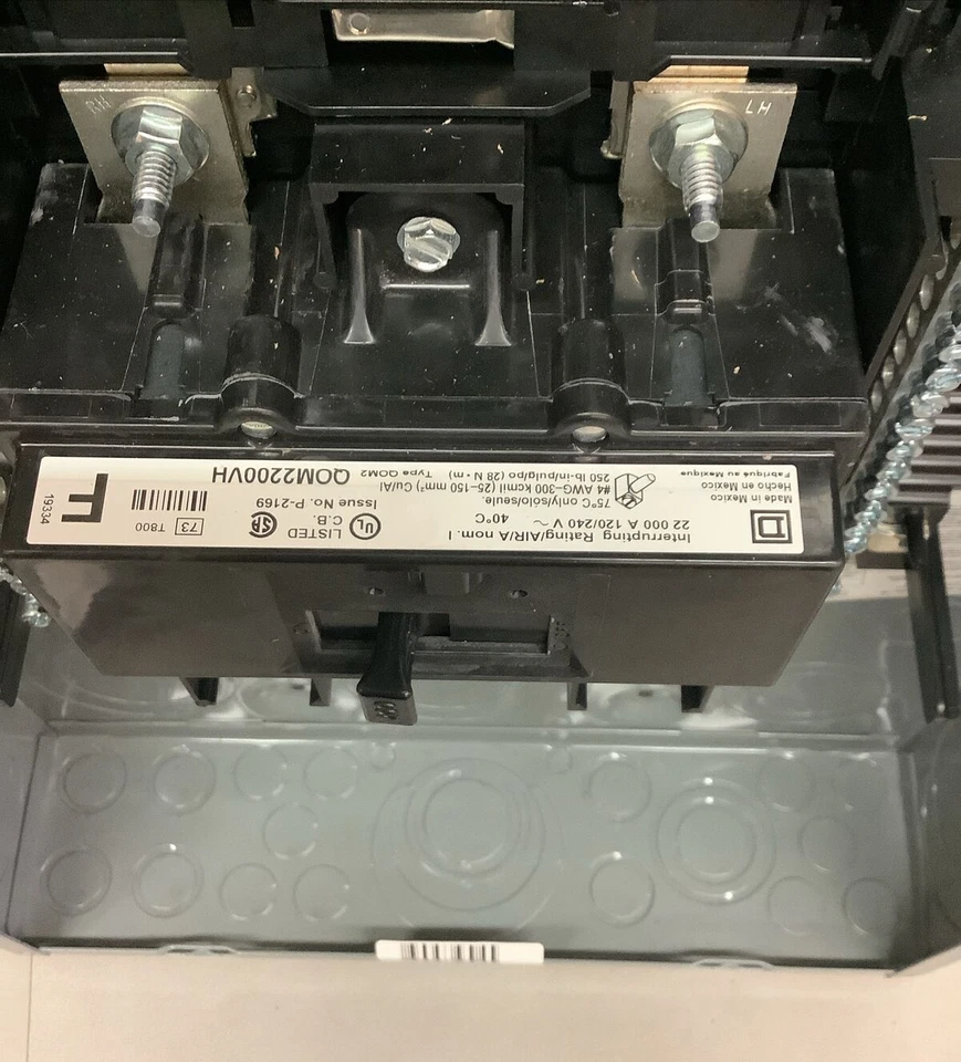 Centro de carga Square D QO124M200 24 ranuras 200A (r49) Foto 4 de 4