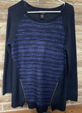 Hooked Up Women’s Purple And Blue Zipper Sweater Clothing Size M NWTS