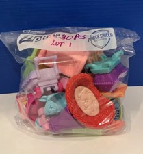 LPS Littlest Pet Shop - Lot Of 30 Random Pet Accessories L1 