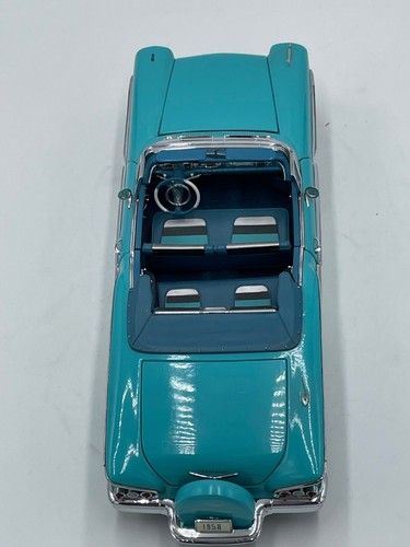 Danbury Mint 1958 Chevy Impala Convertible 1:24 Diecast Turquoise Blue - Picture 4 of 9