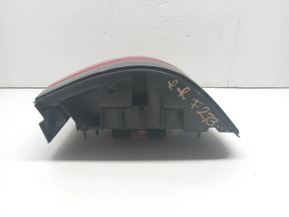1991-1993 MERCURY TRACER RIGHT SIDE TAIL LIGHT QTR PANEL MOUNTED OEM, 166-01425 - Image 4 of 4