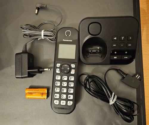 Panasonic KX-TGC460, digitales Schnurlos-Telefon mit integriertem AB - Bild 4 von 4
