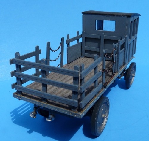 O/On3/On30 1/48 NASH-QUAD CLOSED CAB STAKE BED TRUCK KIT WISEMAN T-201/202/208 - Picture 4 of 12