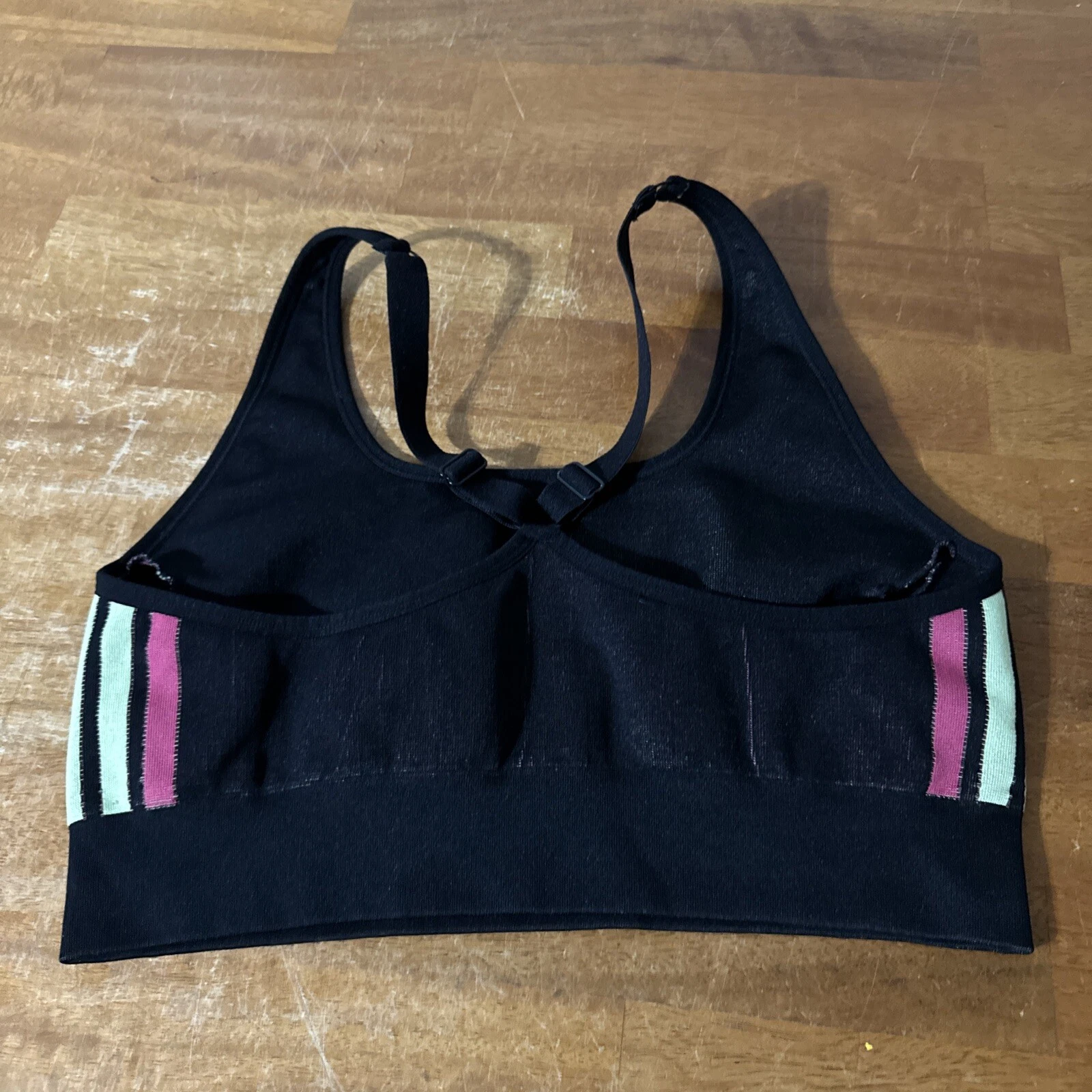 fabletics sports bra pink tank-bra