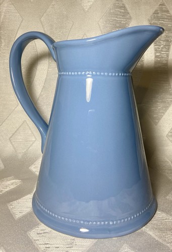 Jarra Martha Stewart Azul Polvo Moderna Granja Cerámica Detalle de Cuentas - Imagen 4 de 8