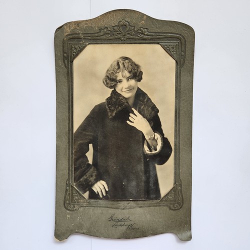 Antique Cabinet Card Photo 1900s Woman Fur Coat Black White Portrait
