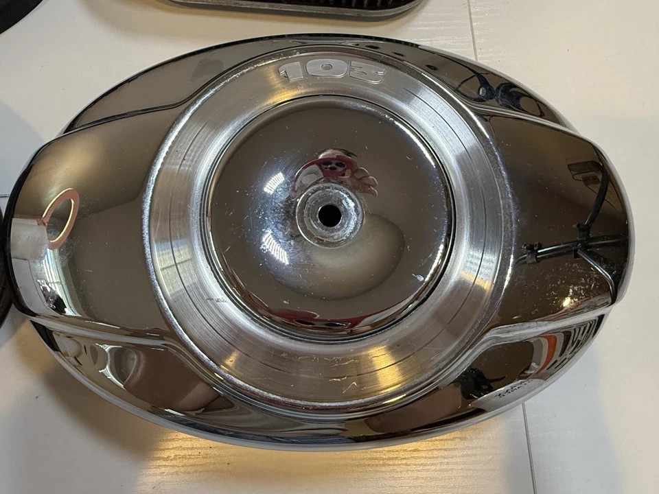 2012 Harley Davidson Road King 103 Air Cleaner Assembly - Complete - Image 2 of 4