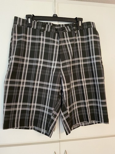 Haggar H26 Men's Performance Shorts Comfort Waist Black NWT