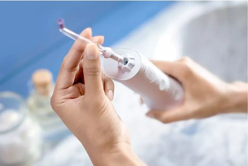 8720689011037 Cordless Power Flosser White HX3826/3 Philips - Picture 3 of 10