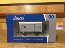 DAPOL (LIMITED EDITION) CLAYTON & SHUTTLEWORTH GER GOODS WAGON MINT BOXED