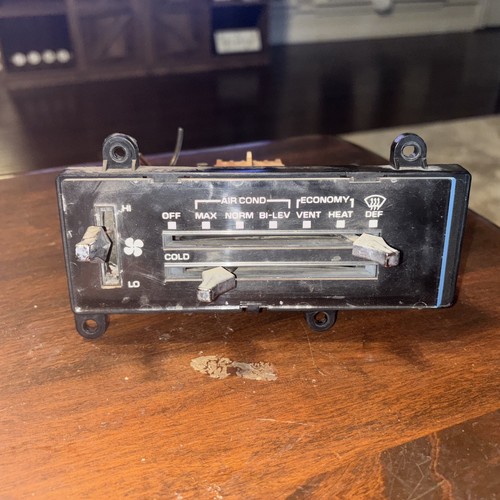 CLIMATE CONTROL CHEVY GMC TRUCK 83-87 SUBURBAN BLAZER 83-91 K5 C10 K10 OEM A/C - Picture 1 of 14