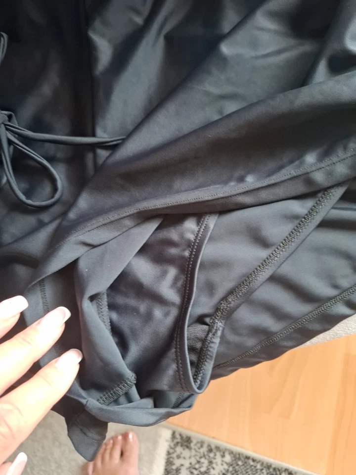 Toller Badeoverall in Gr.54 als Neckholder RAFFINIERT - Bild 4 von 4