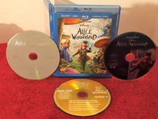 Alice in Wonderland (Three-Disc Blu-ray/DVD Combo + Digital Copy)