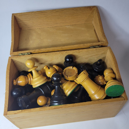 E.S.Lowe Vtg Set Of Chessmen 4" KING - Bild 19 von 21