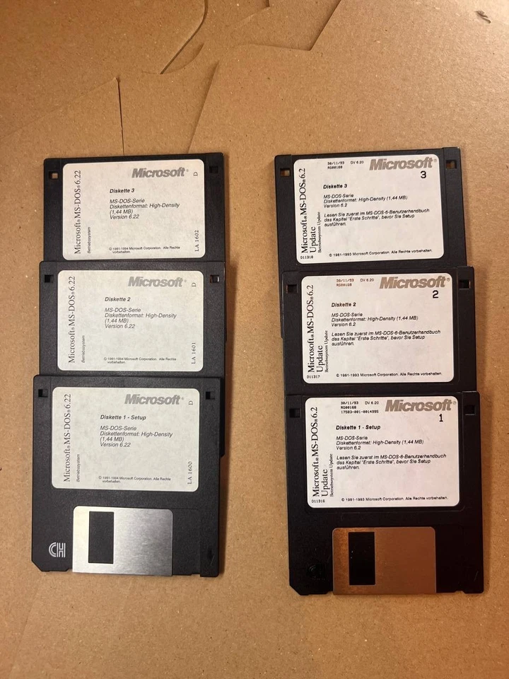 Microsoft MS-DOS 6.22 floppy disk originali 2 set 6 pezzi 1,44 MB - Immagine 4 di 4