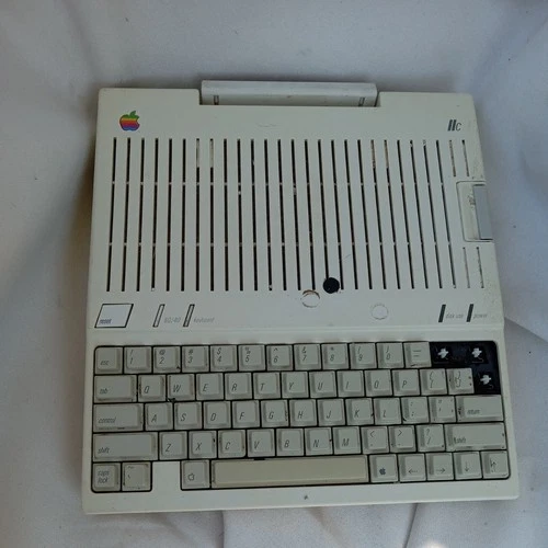 Apple IIC A2S4000 Computer UNTESTED NO CABLES/ACCESSORIES