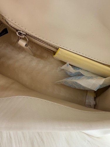 AUTH NWT Marc Jacobs The Mini Dual 3D Daisy Appliqué Leather Top Handle Bag - Picture 5 of 17